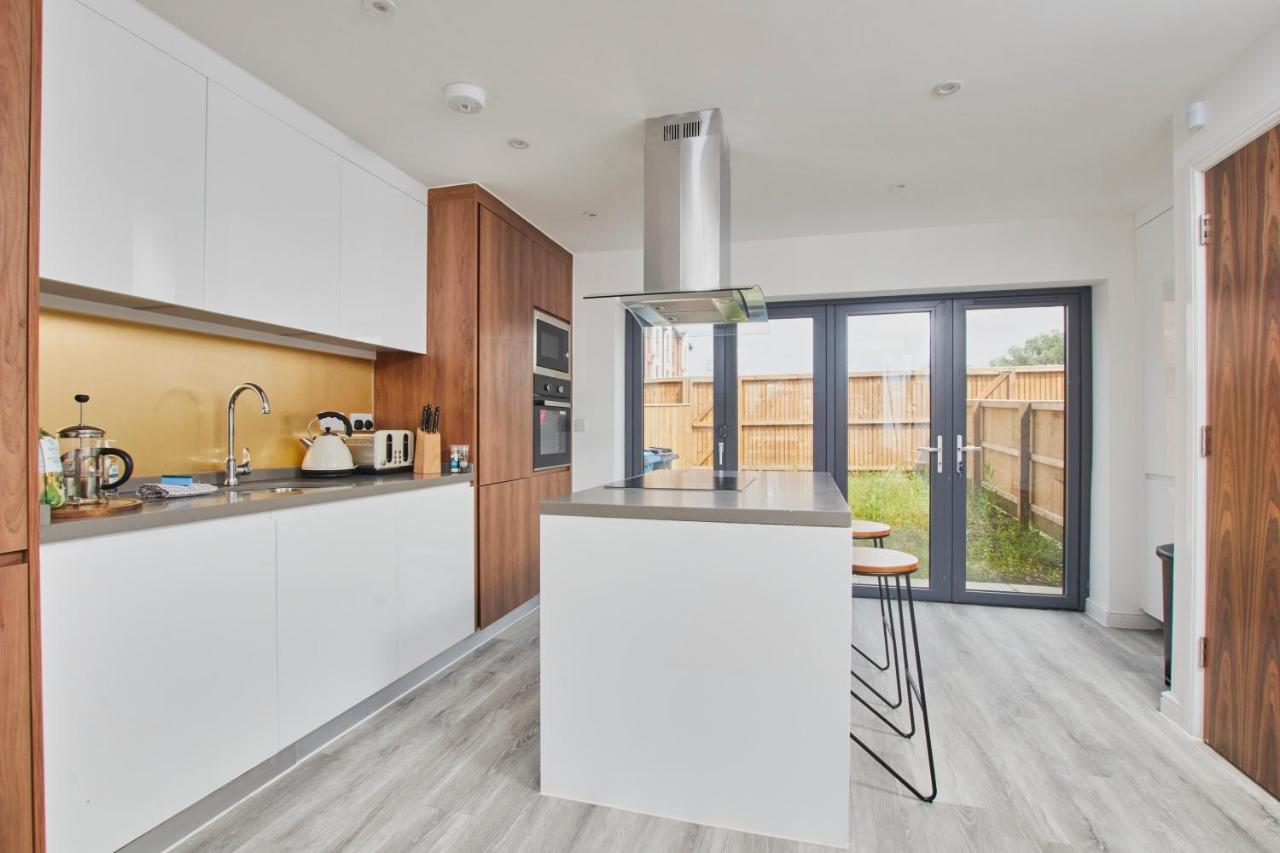 Fabulous 5 Bed House W Parking Villa Mánchester Exterior foto